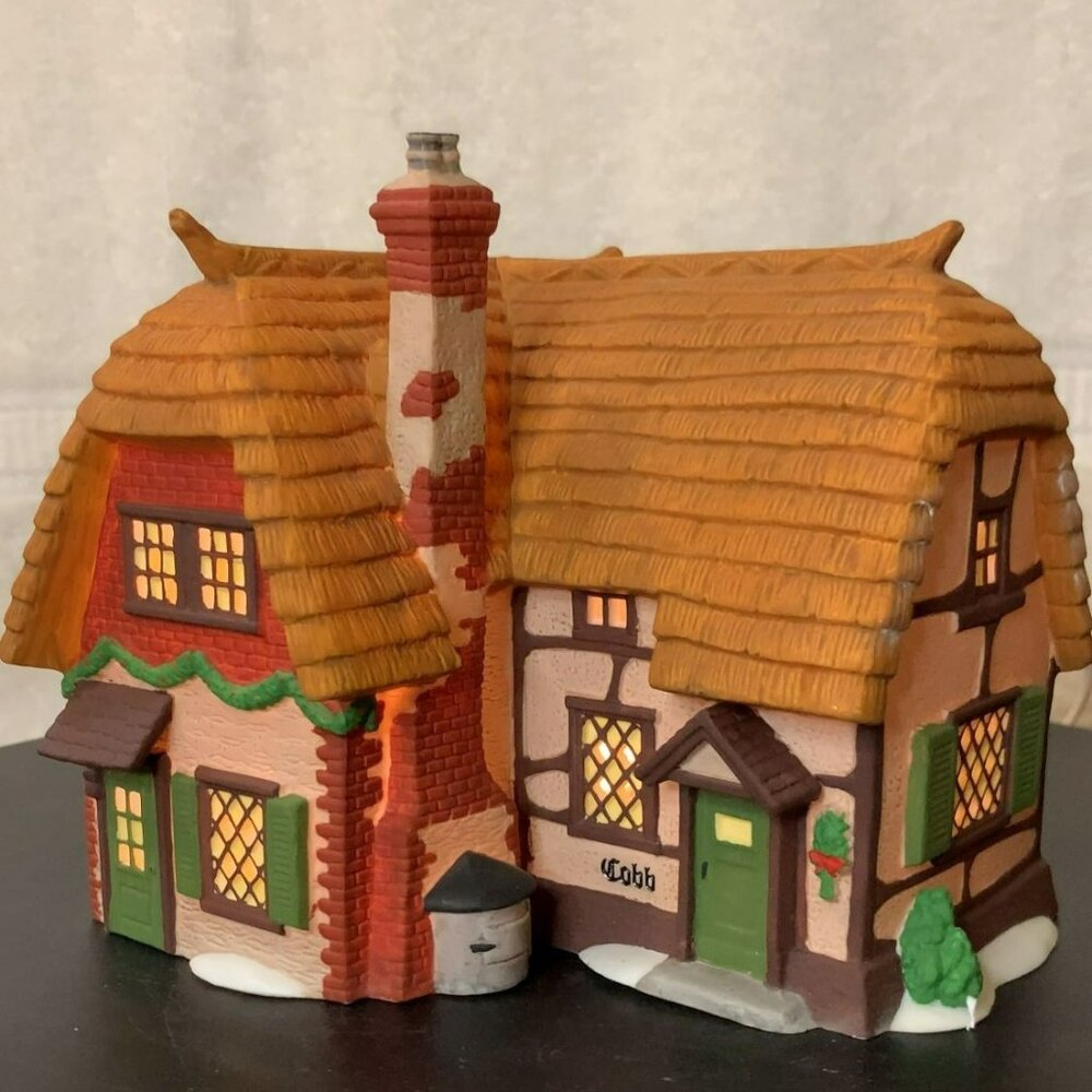 Dept 56 Cobb Cottage Dickens Village Lighted Christmas Building - 1994 (no box) - Picture 4 of 11